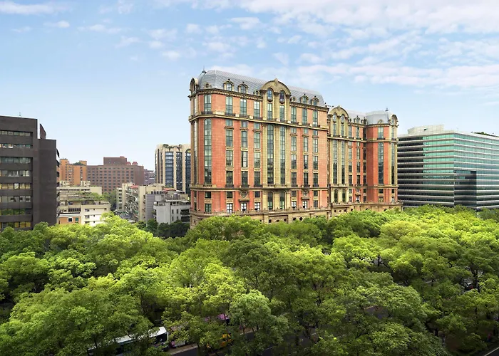 In Luxury hotels Mandarin Oriental, Taipei