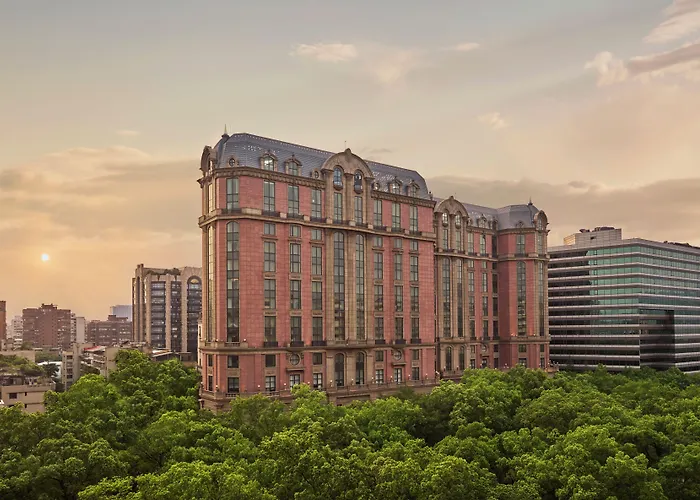 In Luxury hotels Mandarin Oriental, Taipei
