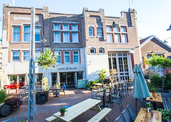 Hotel De Hallen