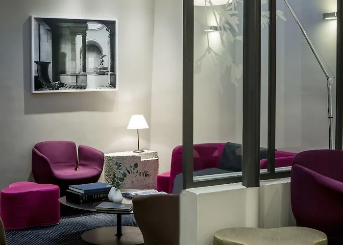 Luxury hotel only: Hotel De La Place Du Louvre - Esprit De France