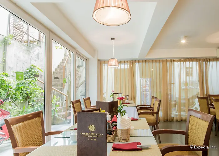 Hotel near College: Hanoi Golden Sunshine Villa Hotel And Travel