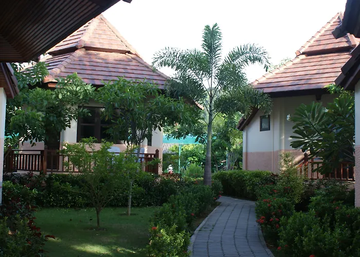 Сity center hotels Coral