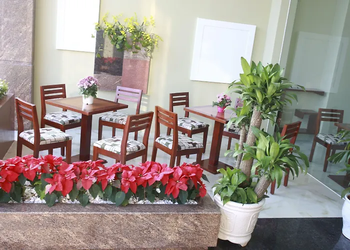 Green House Hotel