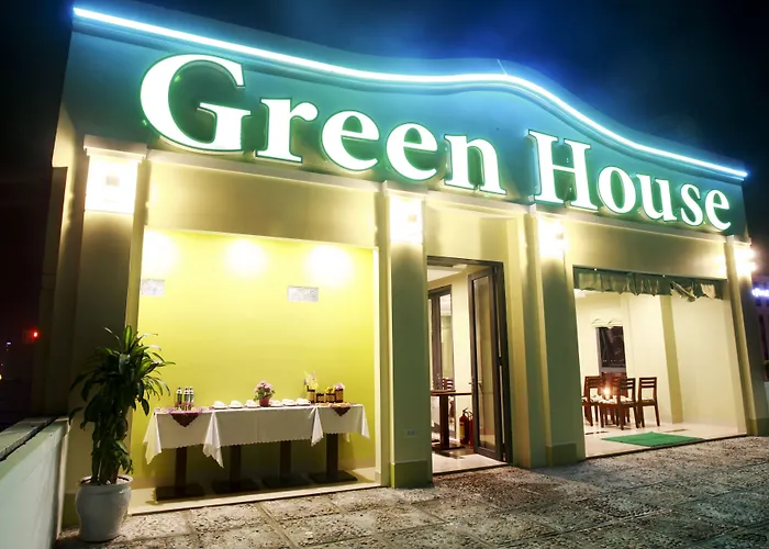 Green House Hotel