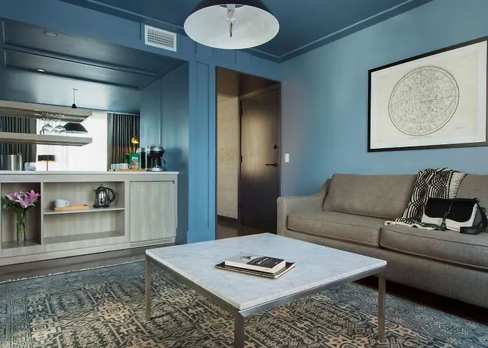 Hotel: The Tillary Hotel Brooklyn