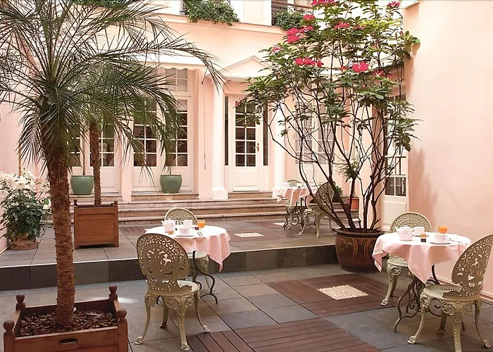 Hôtel du Danube Saint Germain