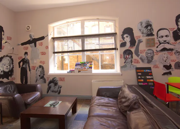 The Hostels Albatross