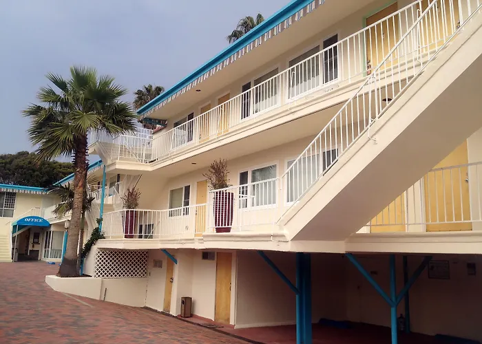  Ocean Lodge Santa Monica Beach