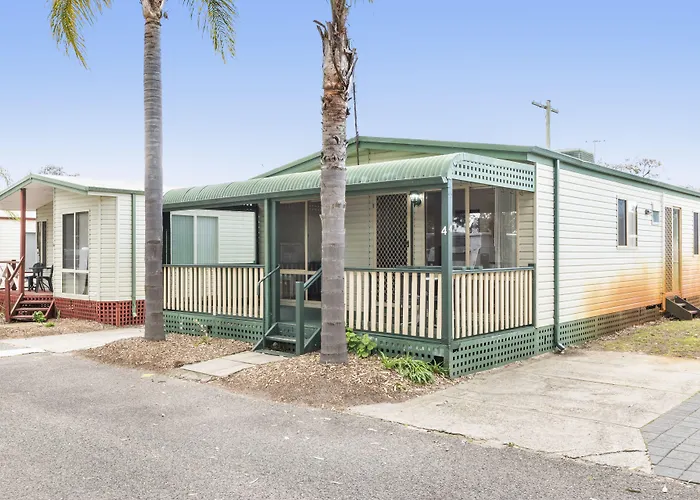 Pets Allowed Hotel Central Caravan Park