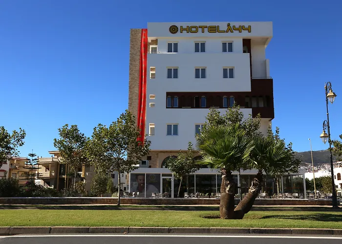 Hotel A44