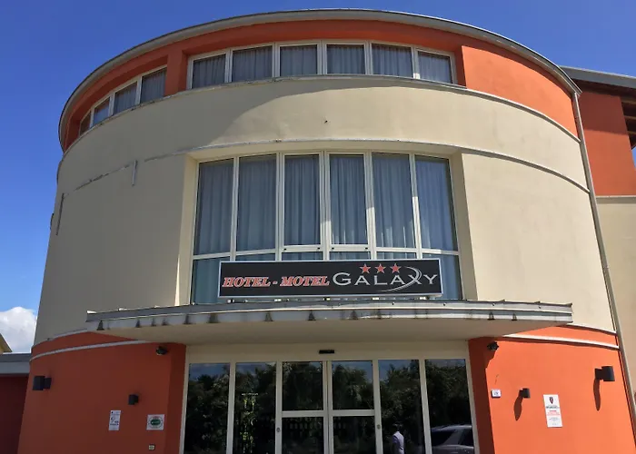 Motel Galaxy