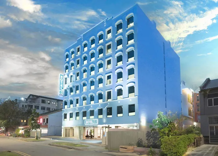 Hotel 81 Palace - Newly Renovated