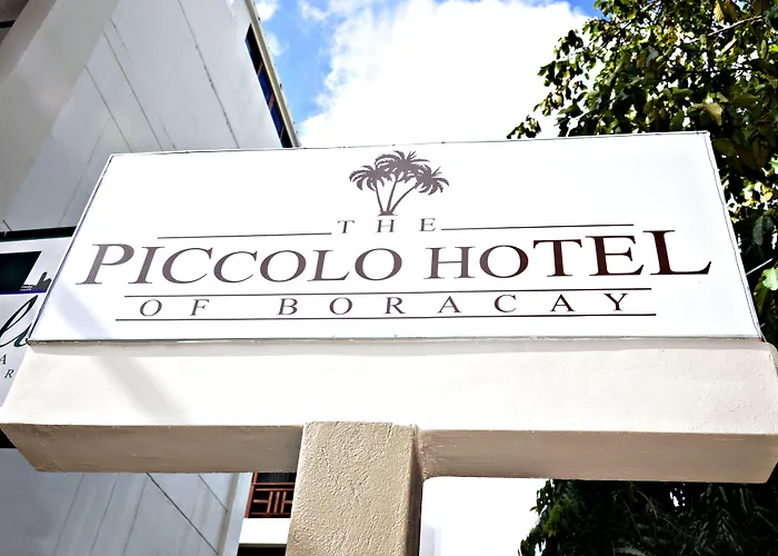 Airport Hotel: The Piccolo Hotel Of Boracay