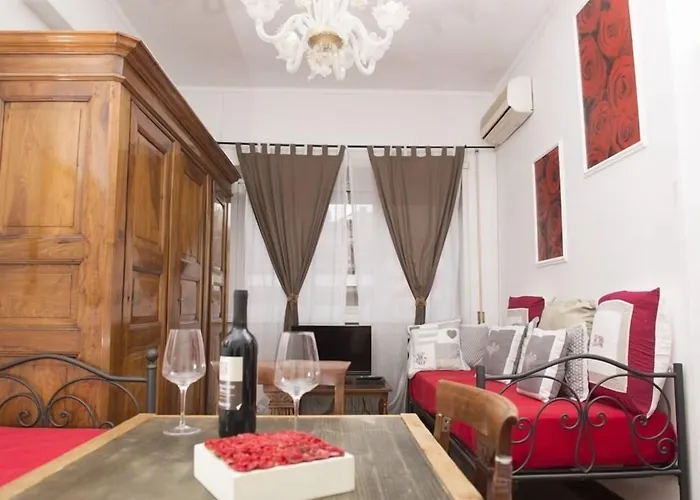 Family Hotel: Le Fate Apartments