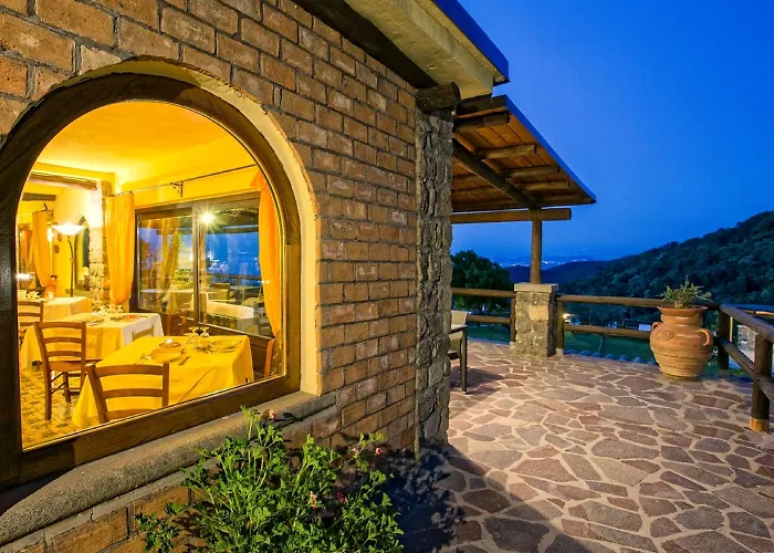 Villa: Agriturismo Pera Di Basso