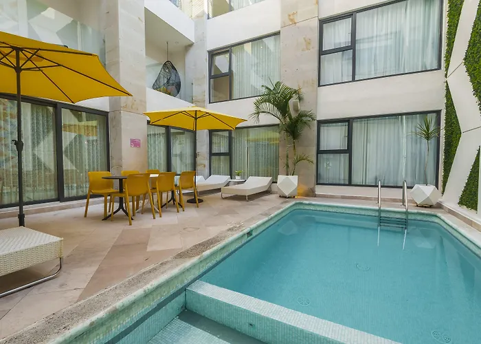 FCH Hotel Providencia - Consulado