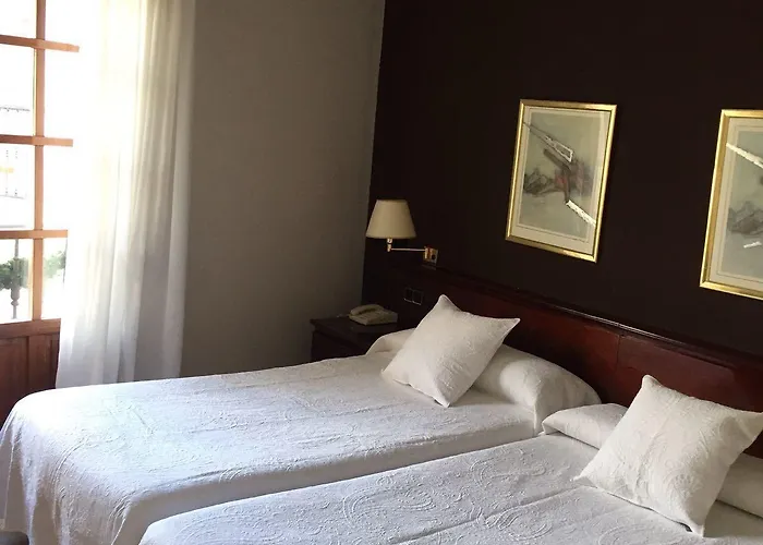  Hostal Santa Maria