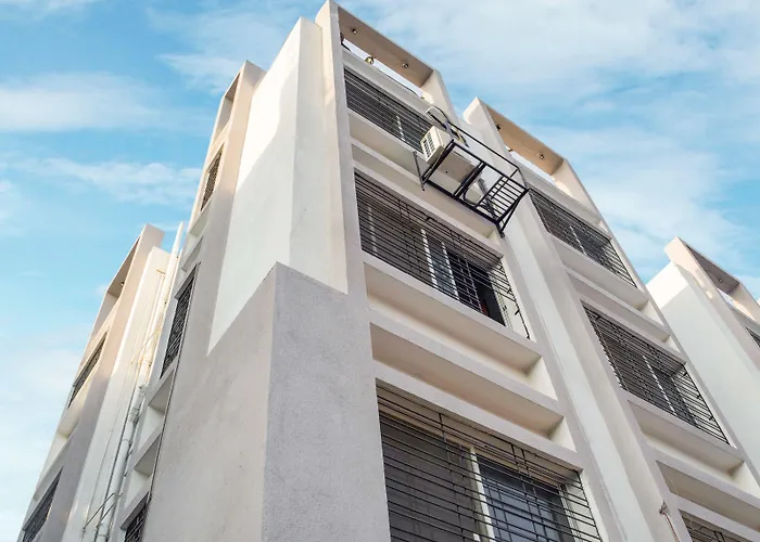 Treebo Naunidh Suites
