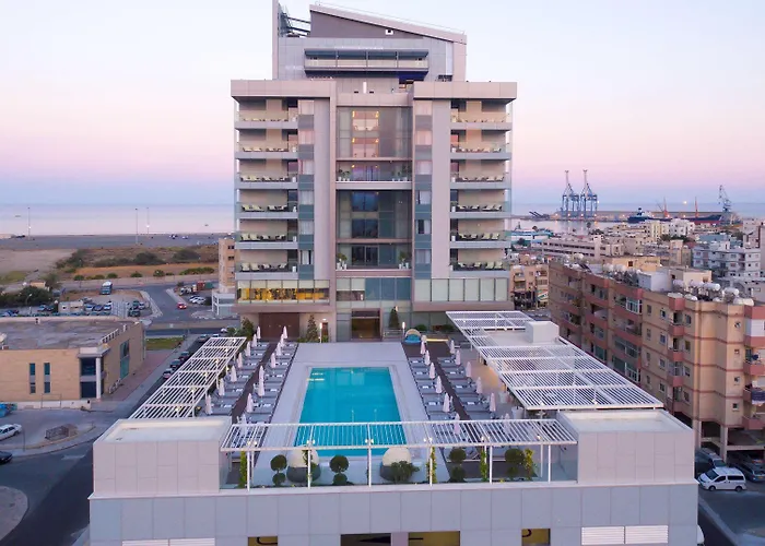 Radisson Blu ,