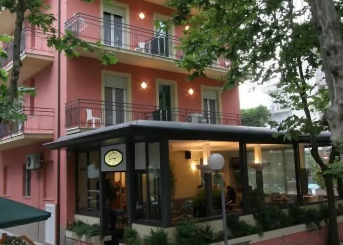 Hôtel central: Hotel Villa Rossi