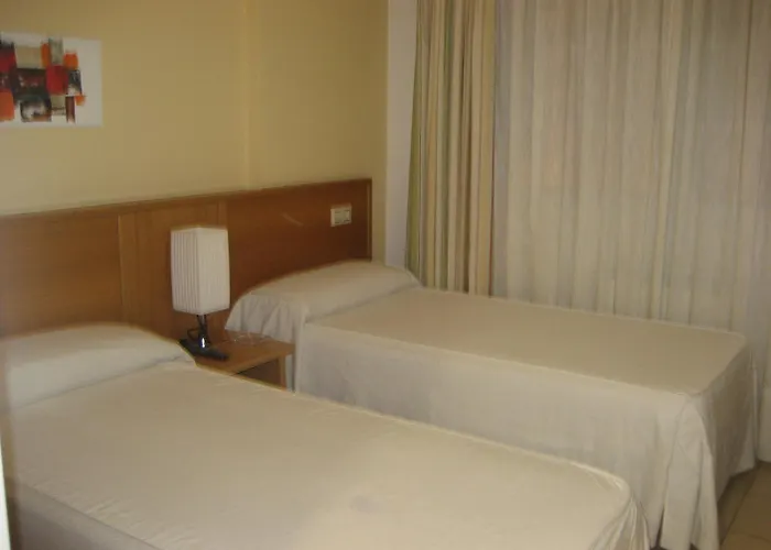 B&B: Pensión Residencia Caola
