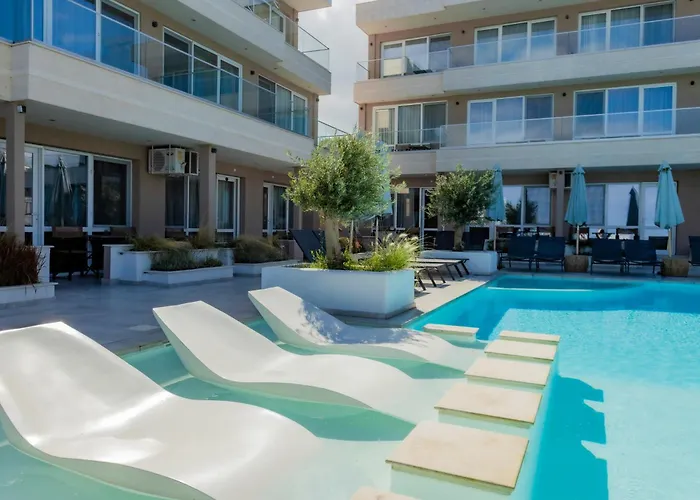 Selena Beach Family Hotel