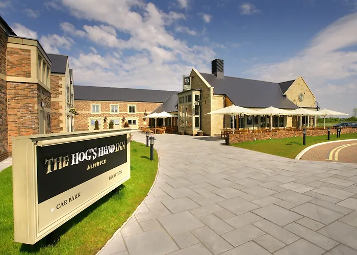 Hotel near College: The Hog'S Head Inn - The Inn Collection Group