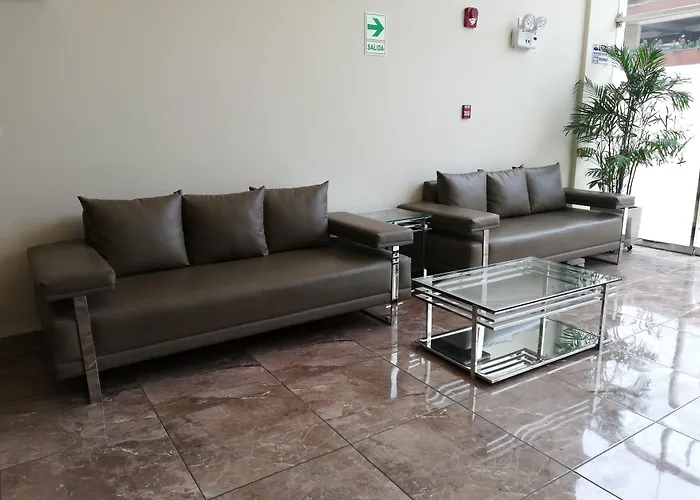 Hotel Candamo