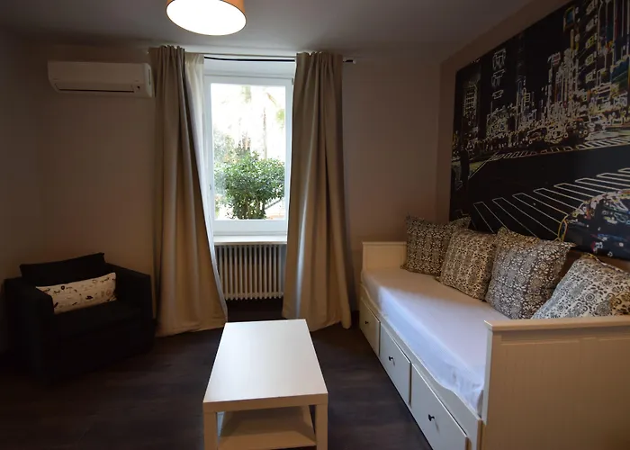 Hotel Jacuzzi: Il Giardino