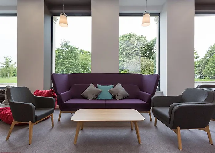 Trip to College University Of Bath City Accommodation