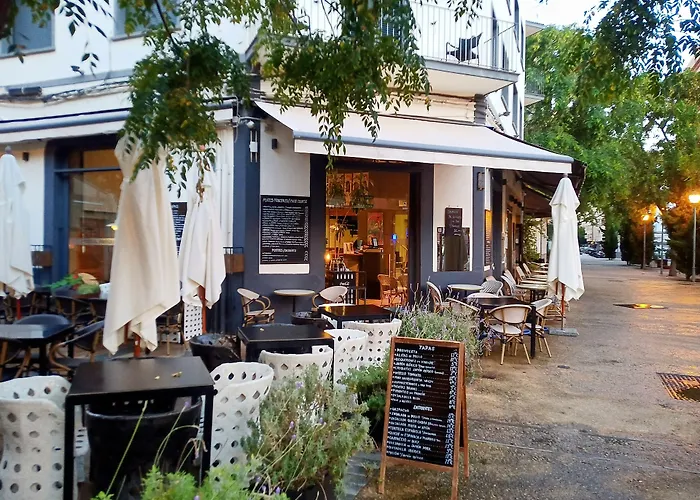 Central hotel: Hostal Parque Ibiza