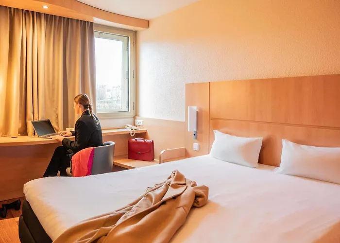 Hotel: Ibis Nantes Centre Gare Sud