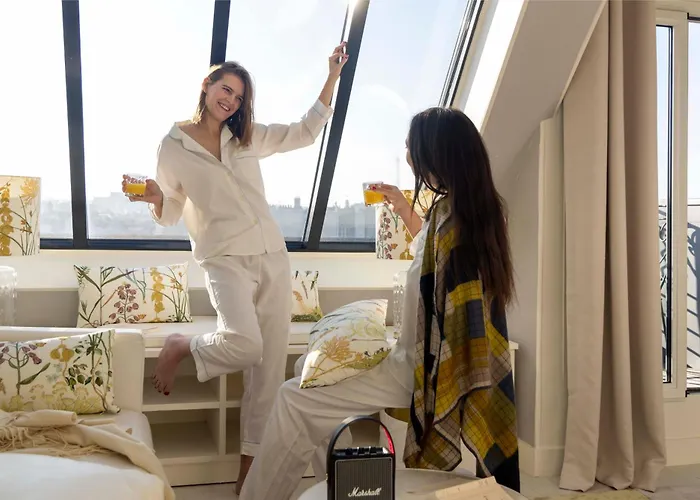 4 star hotel: Hotel De Banville