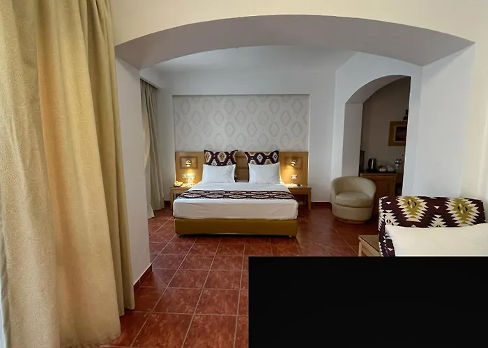 Tamra Beach Resort