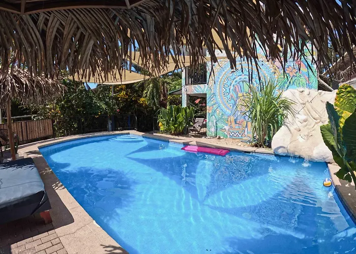 Beach hotel: La Posada - Hostel