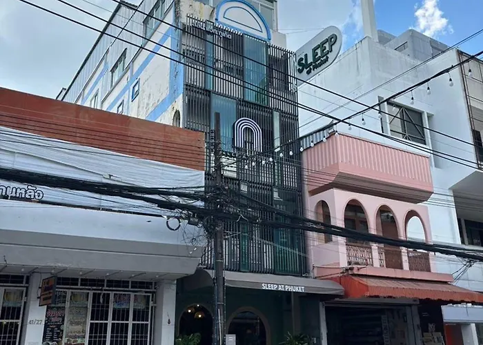 Bed and Breakfast Sleep At Phuket Sha Plus