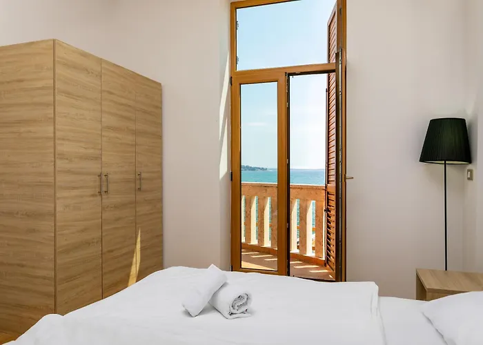 3-Sterne-Hotel: Rotonda Inn Novigrad
