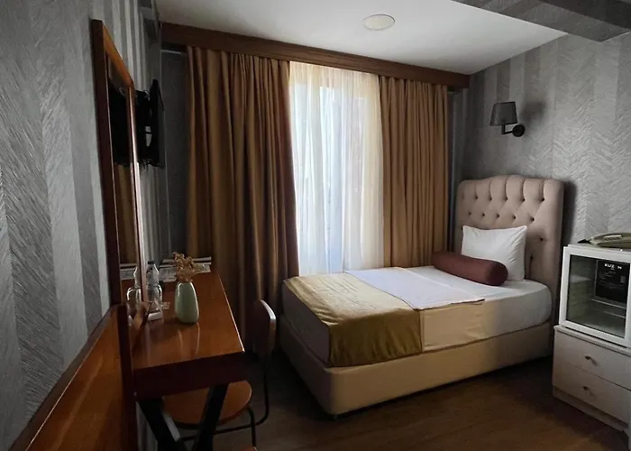 Kuzen Otel