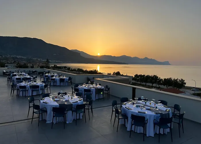 Hotel Jacuzzi: Resort La Battigia Beach&Spa