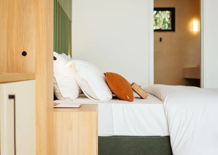 Naatooh Guest Houses