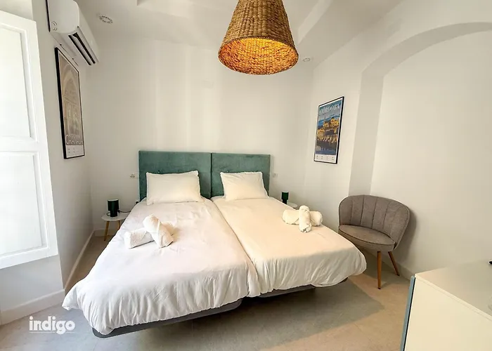 Casa Cristóbal Colón Habitaciones Con Vistas A Semana Santa Y Fiestas