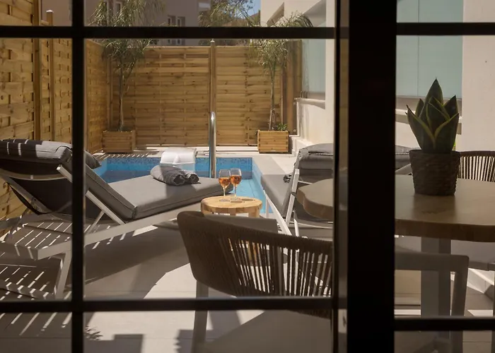 Hôtel 4 étoiles: Georgioupolis Beach Hotel