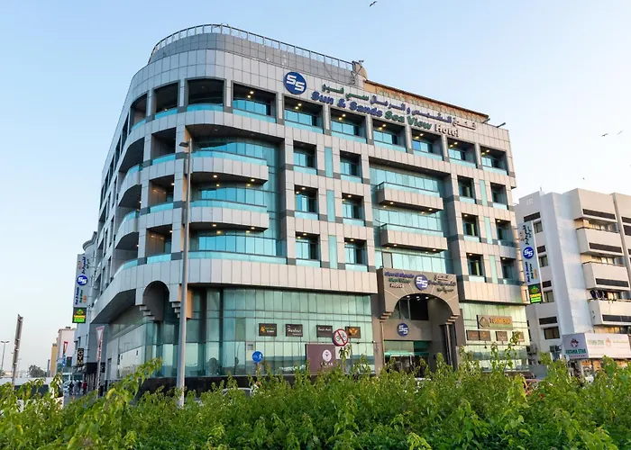 Airport Hotel: Sun & Sands Sea View Hotel