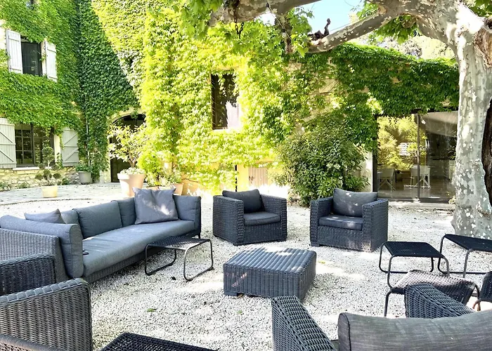 Guest house: Mas Chateau Blanc