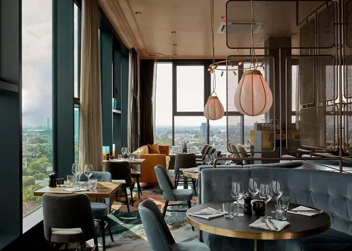 4-Sterne-Hotel: 25hours Hotel Das Tour