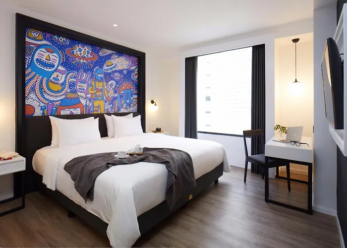 De Braga, Artotel Curated
