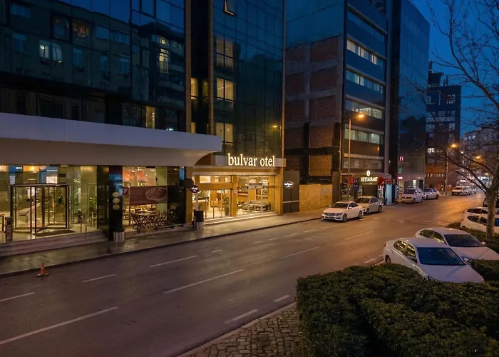 Bulvar Hotel