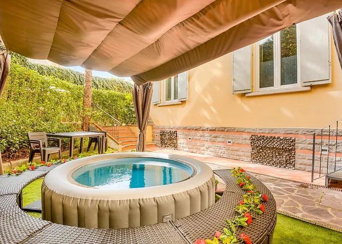 Aurora Garden Lodging - Rooms & Apartment