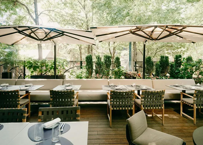 Pet Friendly hotel: The Ritz-Carlton, Toronto