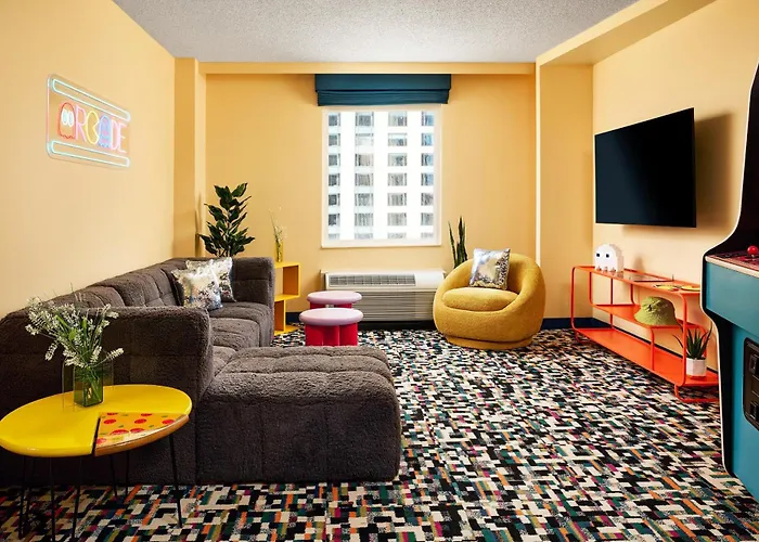 Curtis Denver - A Doubletree By Hilton